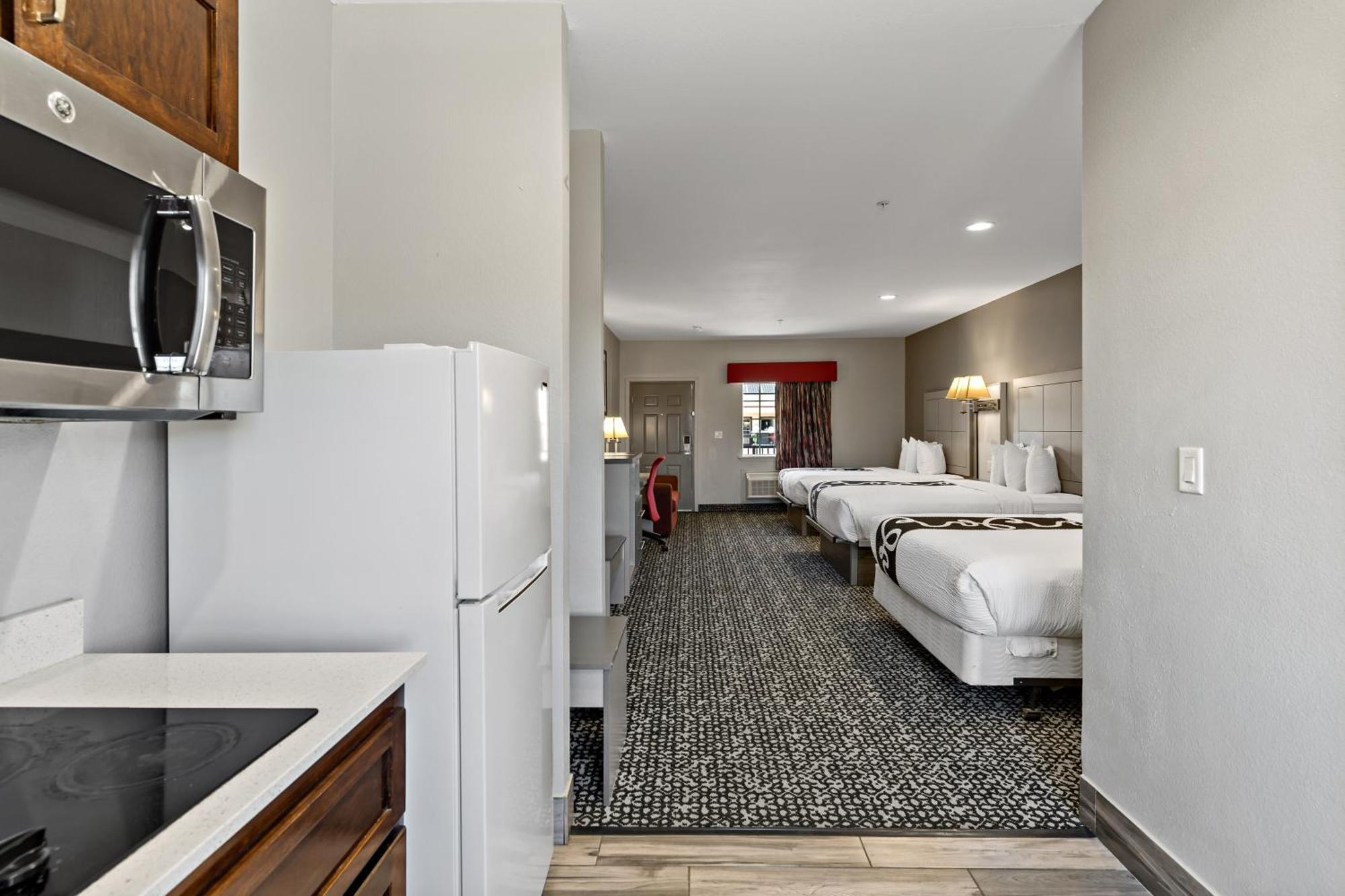 Paris Inn & Suites Екстериор снимка