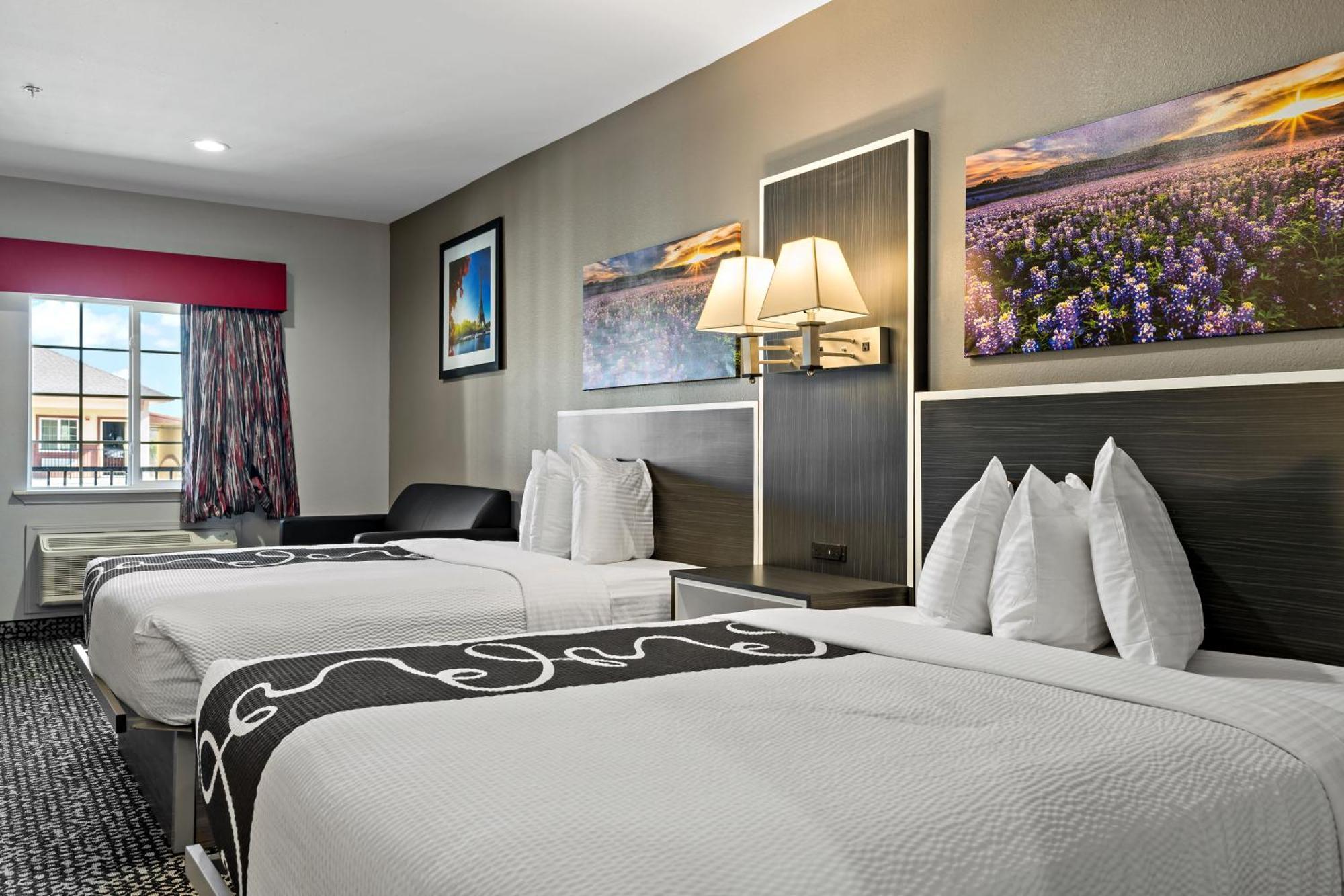 Paris Inn & Suites Екстериор снимка