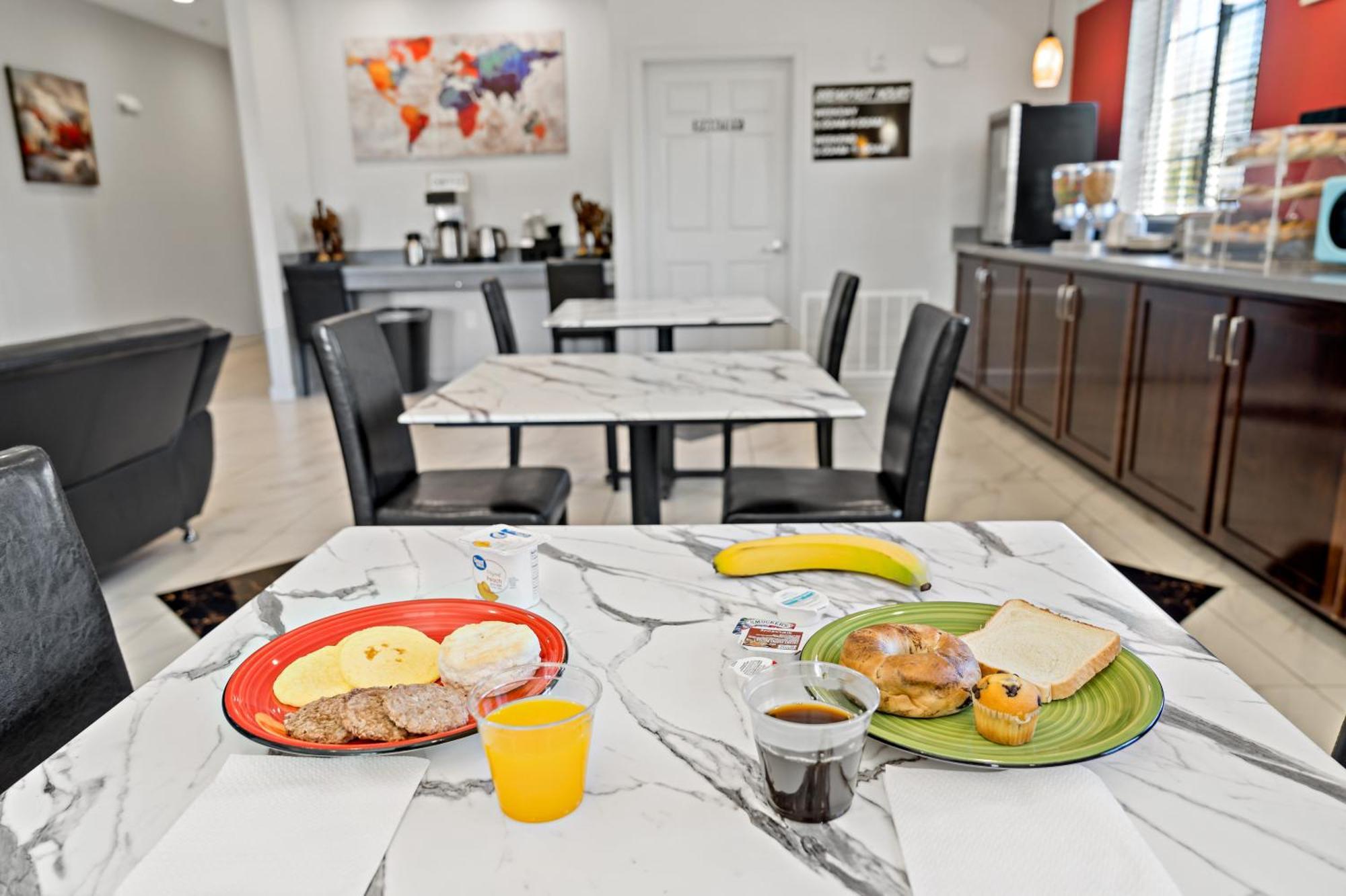 Paris Inn & Suites Екстериор снимка