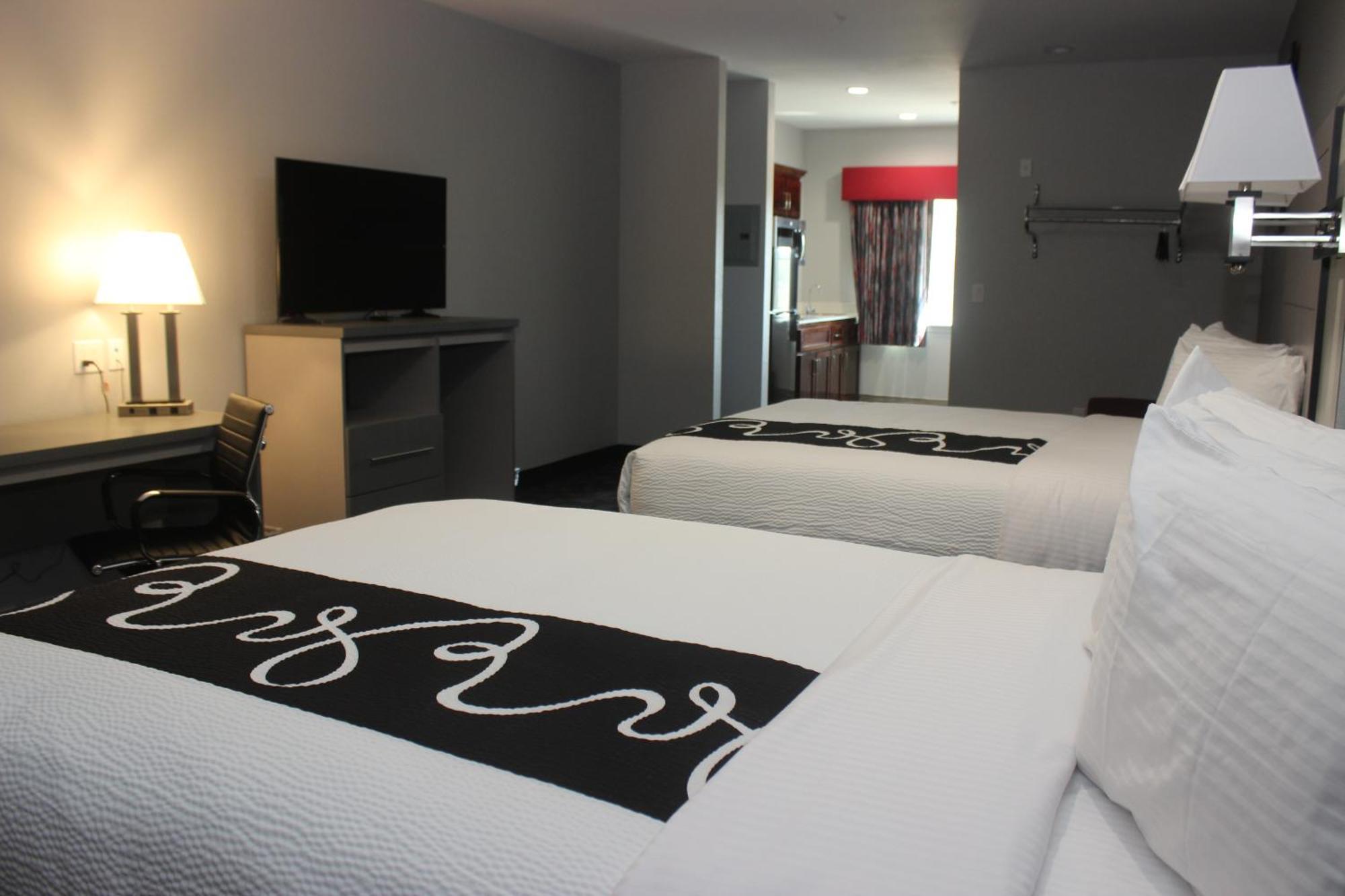 Paris Inn & Suites Екстериор снимка
