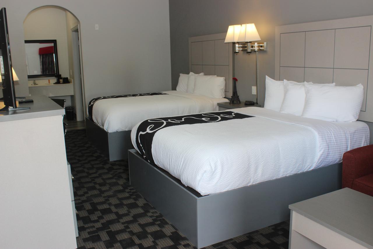 Paris Inn & Suites Екстериор снимка