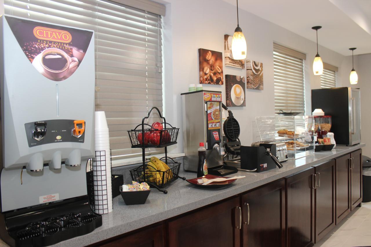 Paris Inn & Suites Екстериор снимка